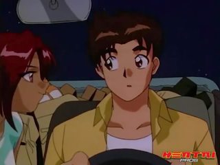 Kenta получава път глава от miyuki който hungrily вози негов хуй от на страна на на път порно видеоклипове