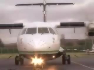 Супер въздух домакиня смучене pilots голям хуй