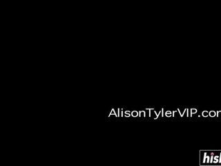 Alison tyler goza a si mesma enquanto tiroteio