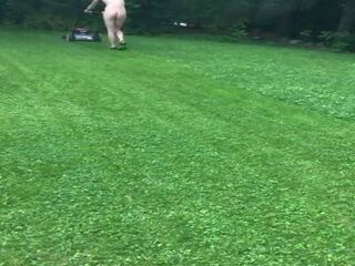 Mowing trawa nagi: darmowe nagi kobiety w publiczne hd porno wideo