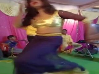 Boob show while dancing