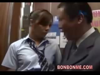 Jepang murid wedok gives lucky guy a bukkake in elevator 03