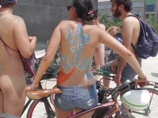 2014 mexico wnbr - khỏa thân phụ nữ & đàn ông thân thể sơn trong square