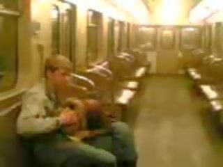 Amatér pohlaví na metro video