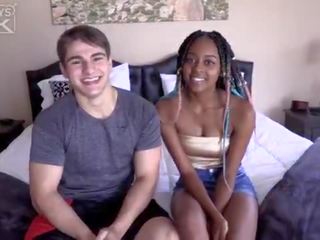 SUPER HOT COUPLE&excl; 18yo Old Teens Have Hot Interracial Sex&excl;&excl;